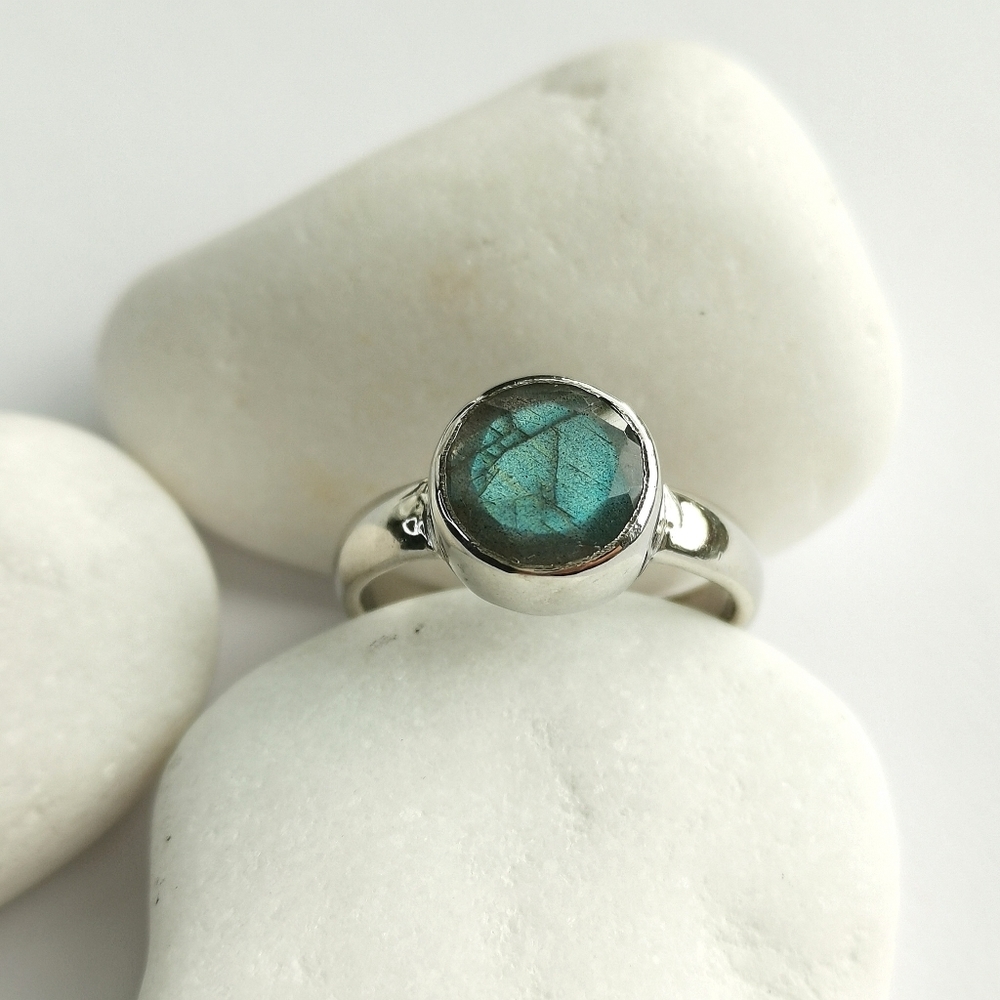 Labradorite Sterling Silver stacking ring size 6 🆕 - Picture 2 of 9